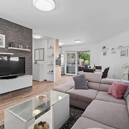 Moments Rogoznica (Sibenik-Knin)