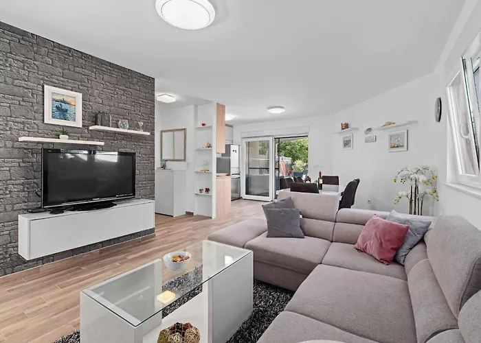 Moments Rogoznica (Sibenik-Knin)